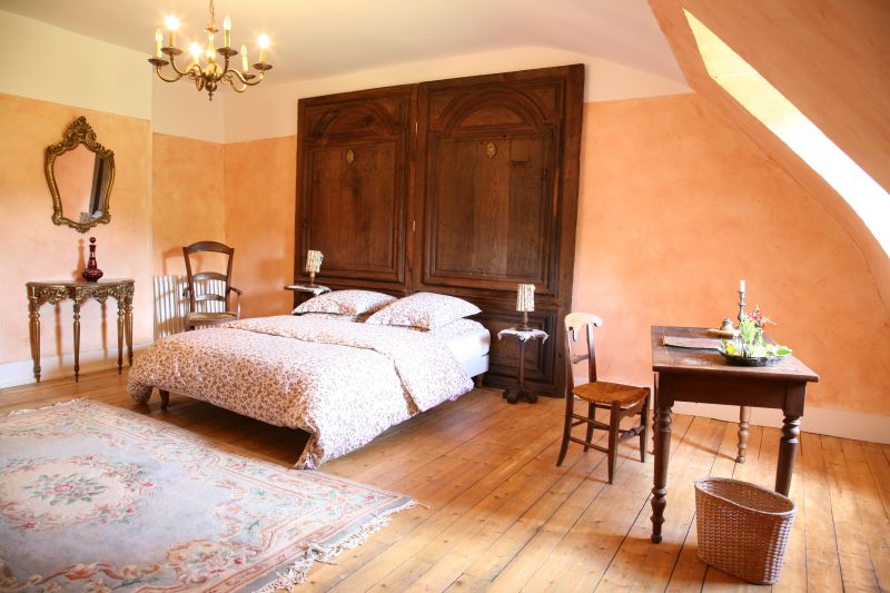 Suite Camille et Rose / Château de Marèges / Chambre d`hôtes de charme